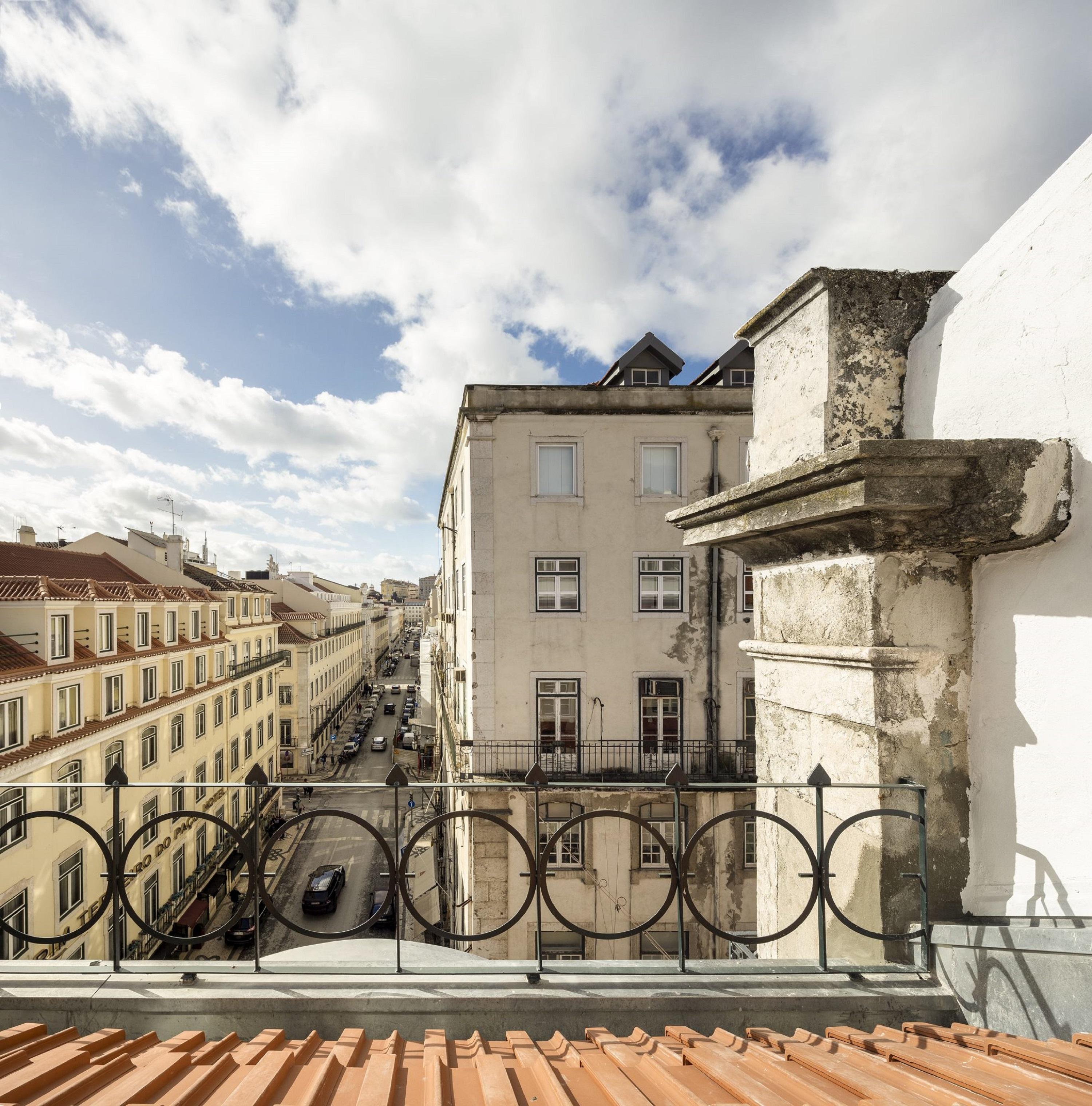 Lisbon Serviced Apartments - Madalena Exterior photo
